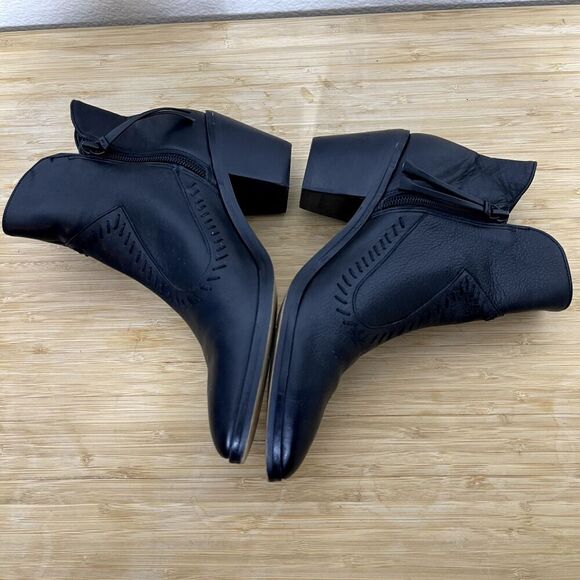 Rebecca Minkoff Boots Size 6.5 Black Leather Western Topstitch Zip Ankle Booties - Picture 7 of 13